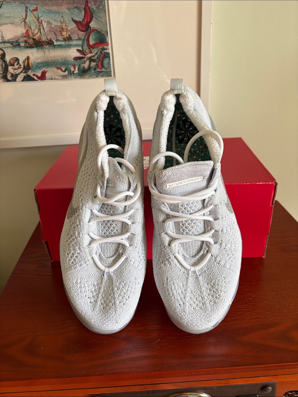 Nike White Flyknit VaporMax with Clear Bubble Sole - Picture 6 of 6